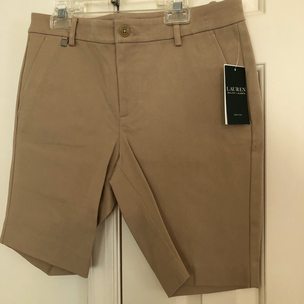 Lauren Ralph Lauren petite 6 black shorts with front and back pockets